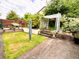 Photo 17- click for photo gallery